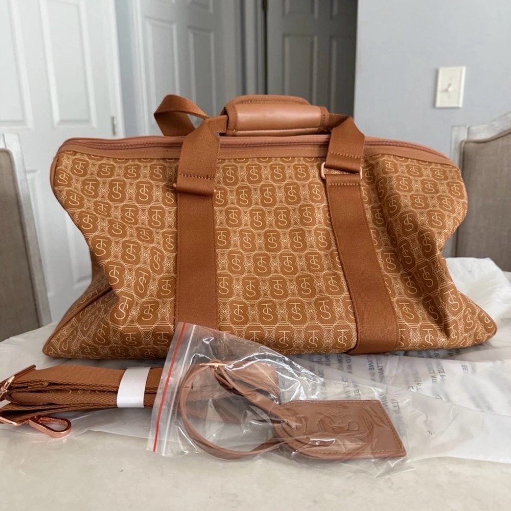 NWT TAYLOR SWIFT DUFFLE BAG